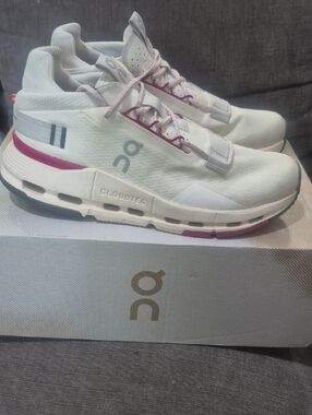 On Cloudnova 2 Women’s 6.5 Ivory Grenadine Sneakers